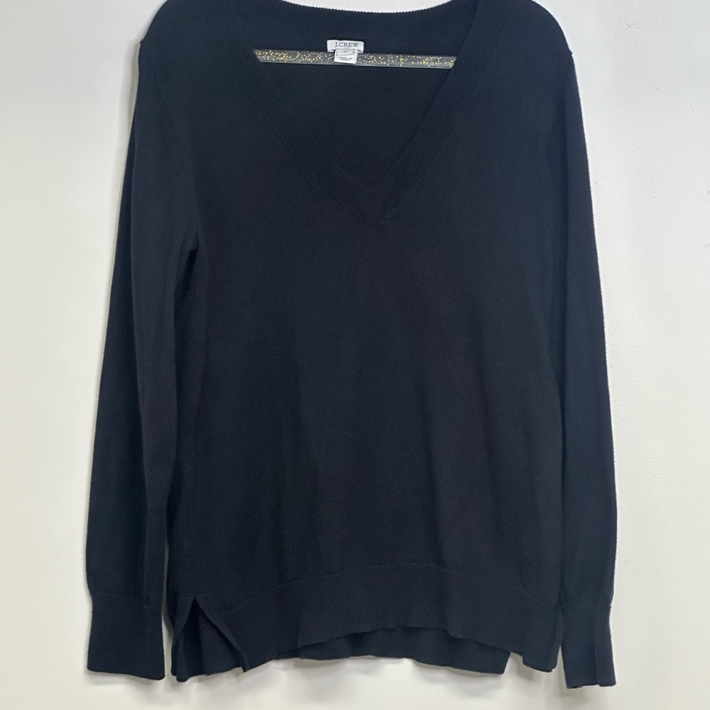 J. Crew Classic Black V-Neck Sweater 100% cotton size medium soft cozy